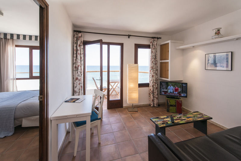 Apartamentos Wundermar 托里代巴拉 外观 照片